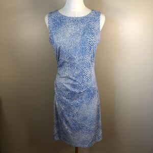 J McLaughlin Blue &White Patterned Sleeveless Dress w/Ruching On Right Side Sz S